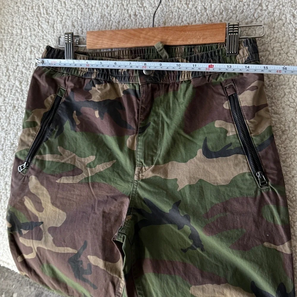 Polo by Ralph Lauren Men's Green Camouflage Cargo Pants